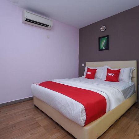 Capital O 89919 Hotel Hari Hari Kuala Lumpur Bagian luar foto