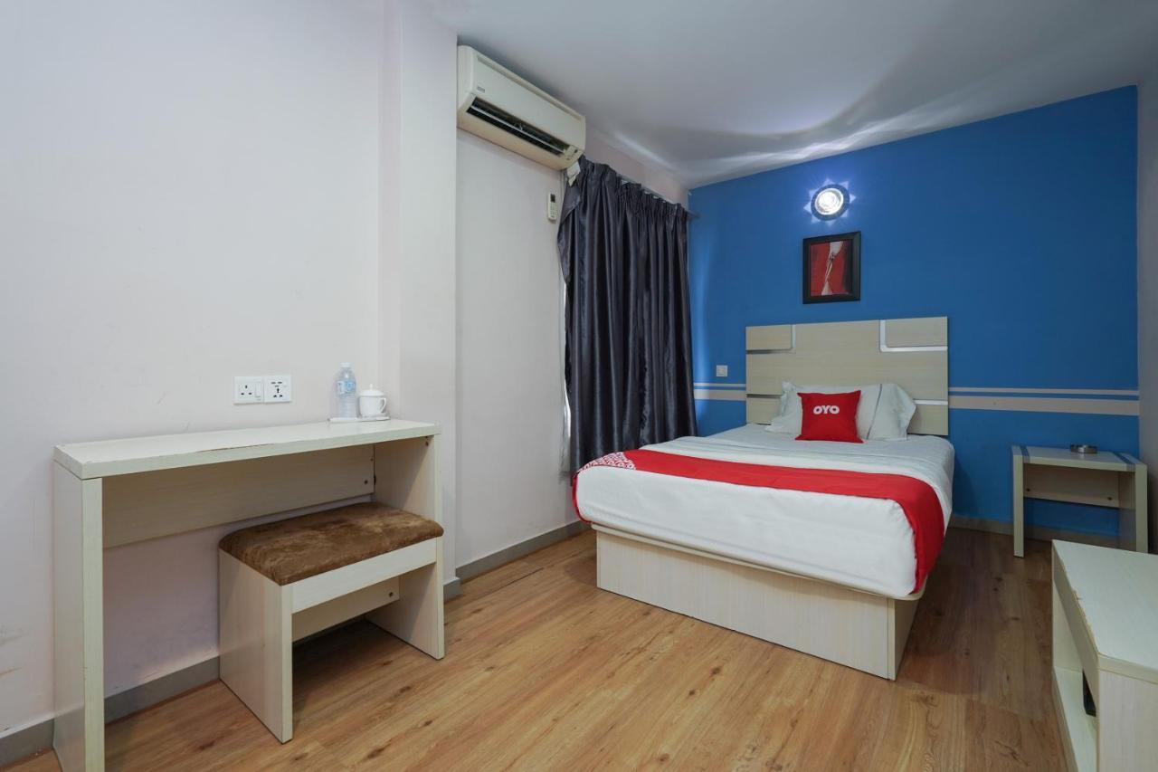 Capital O 89919 Hotel Hari Hari Kuala Lumpur Bagian luar foto